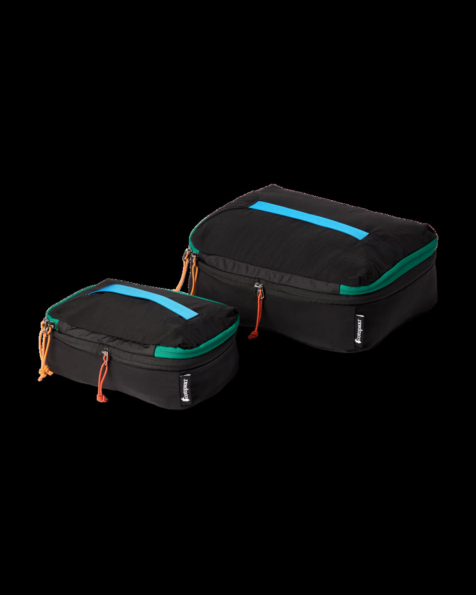 Cotopaxi Cubo expandable packing cube set in black